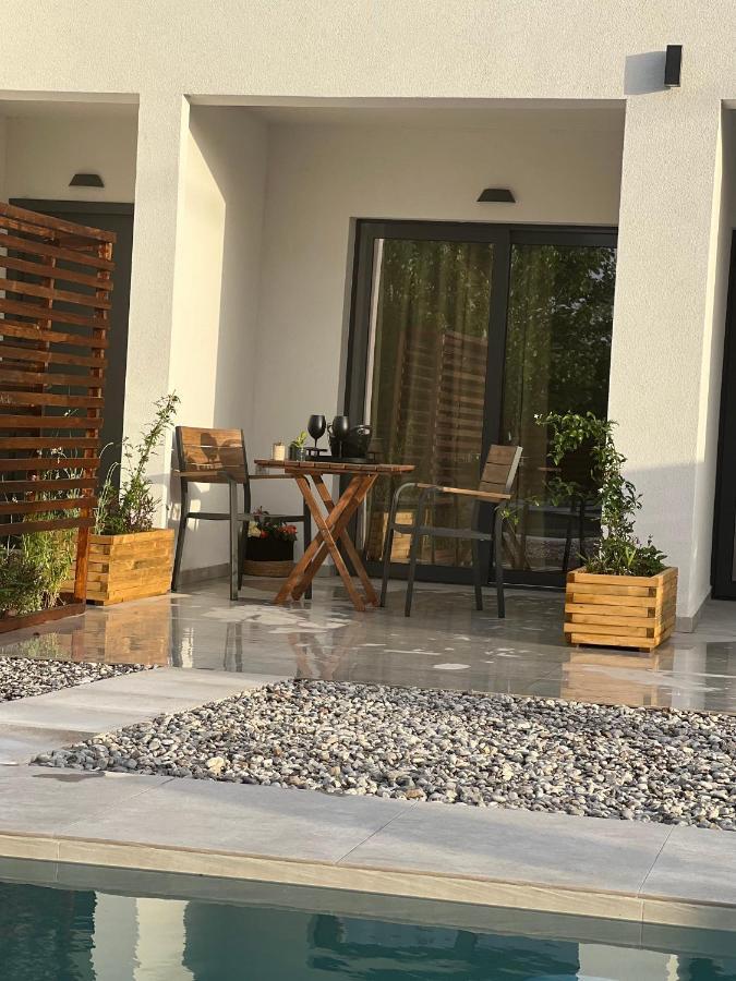 Κimiro Hotel Tsilivi Plános Exteriör bild